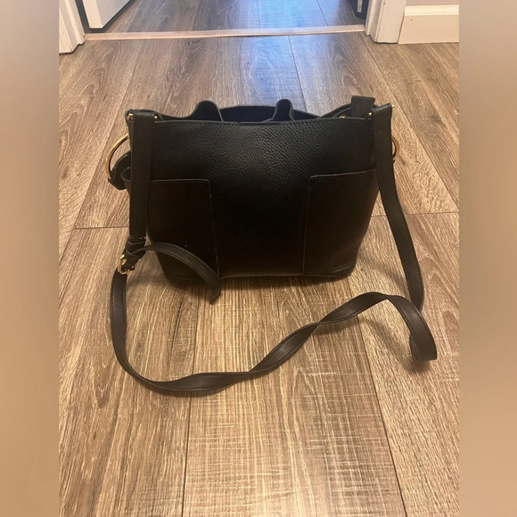 Steve Madden Black Bucket Bag Crossbody  Gold Hardware - Picture 3 of 9